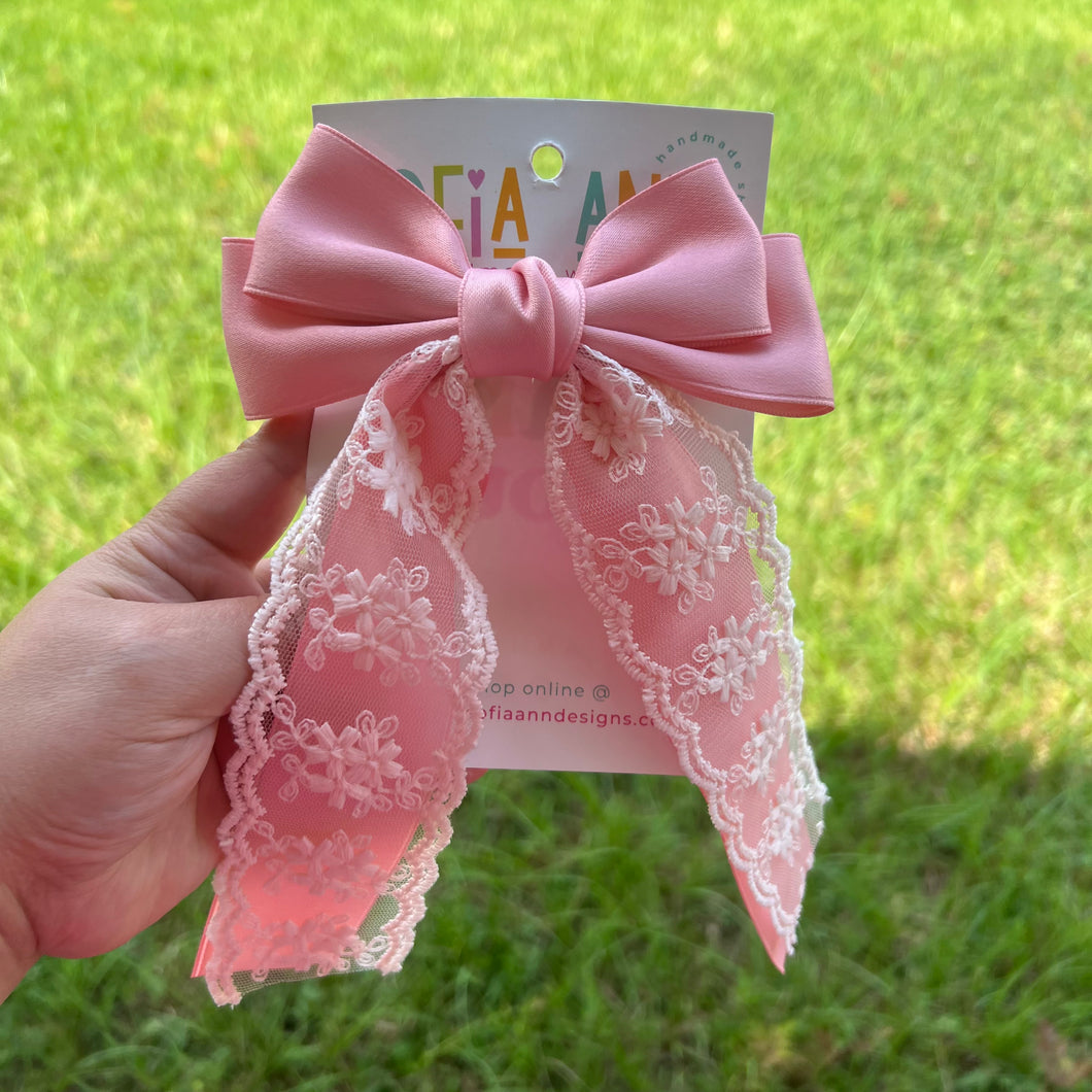 Lace Coquette Bow